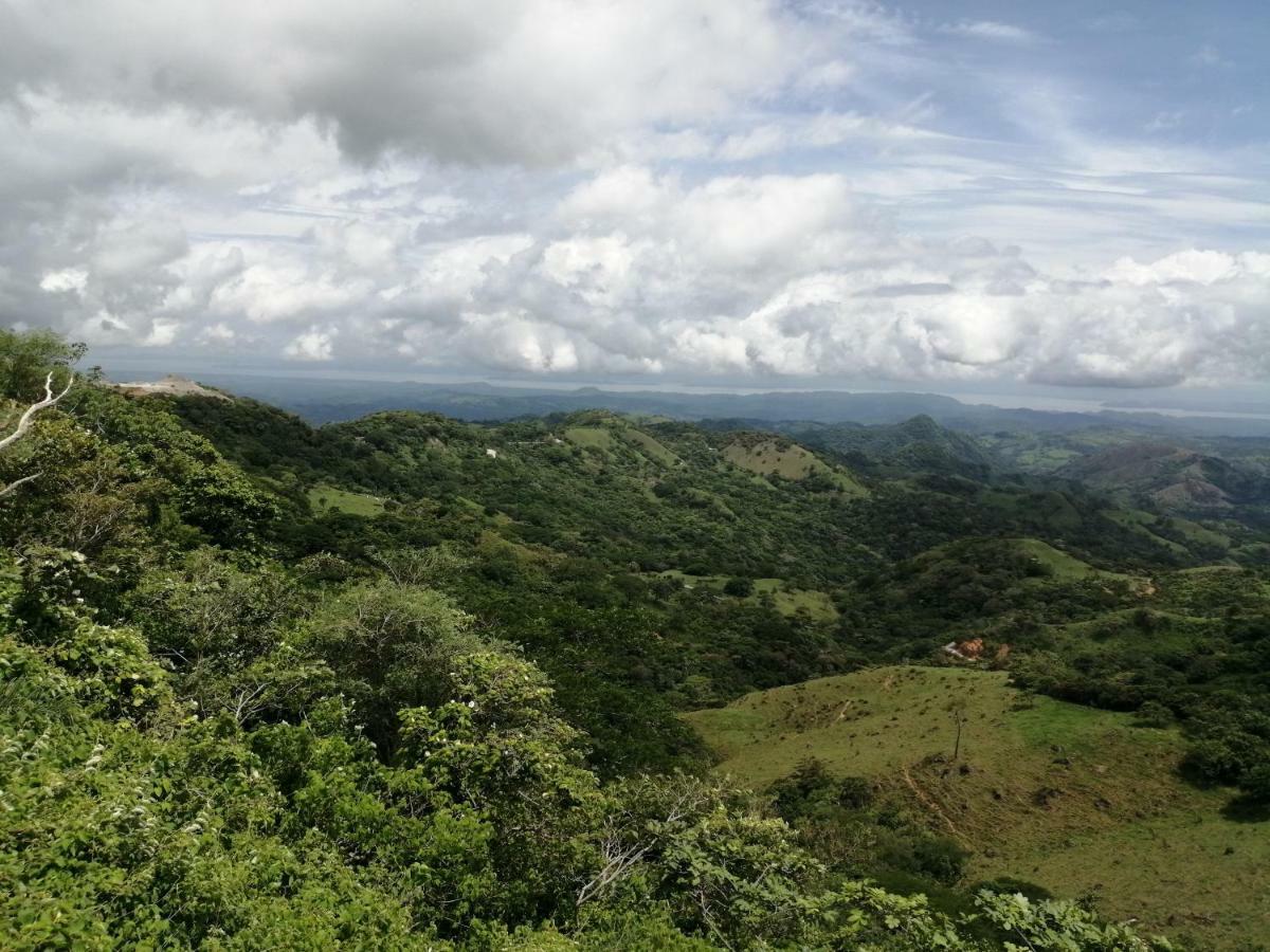 Monte Los Lirios Lodge Monteverde Eksteriør billede